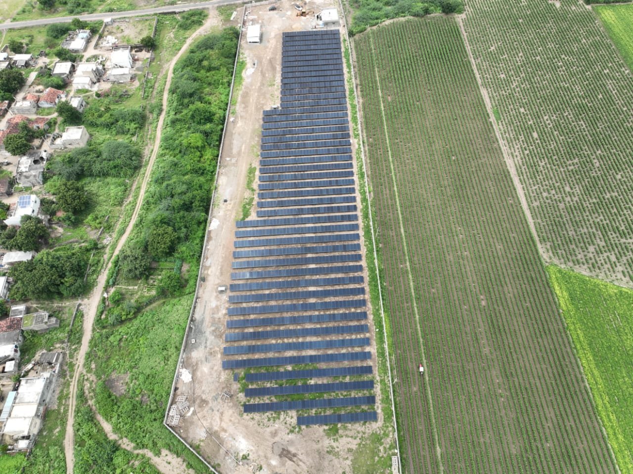 700 kW ground-mounted solar installation at Dhutarpar, Bhavnagar district, Gujarat